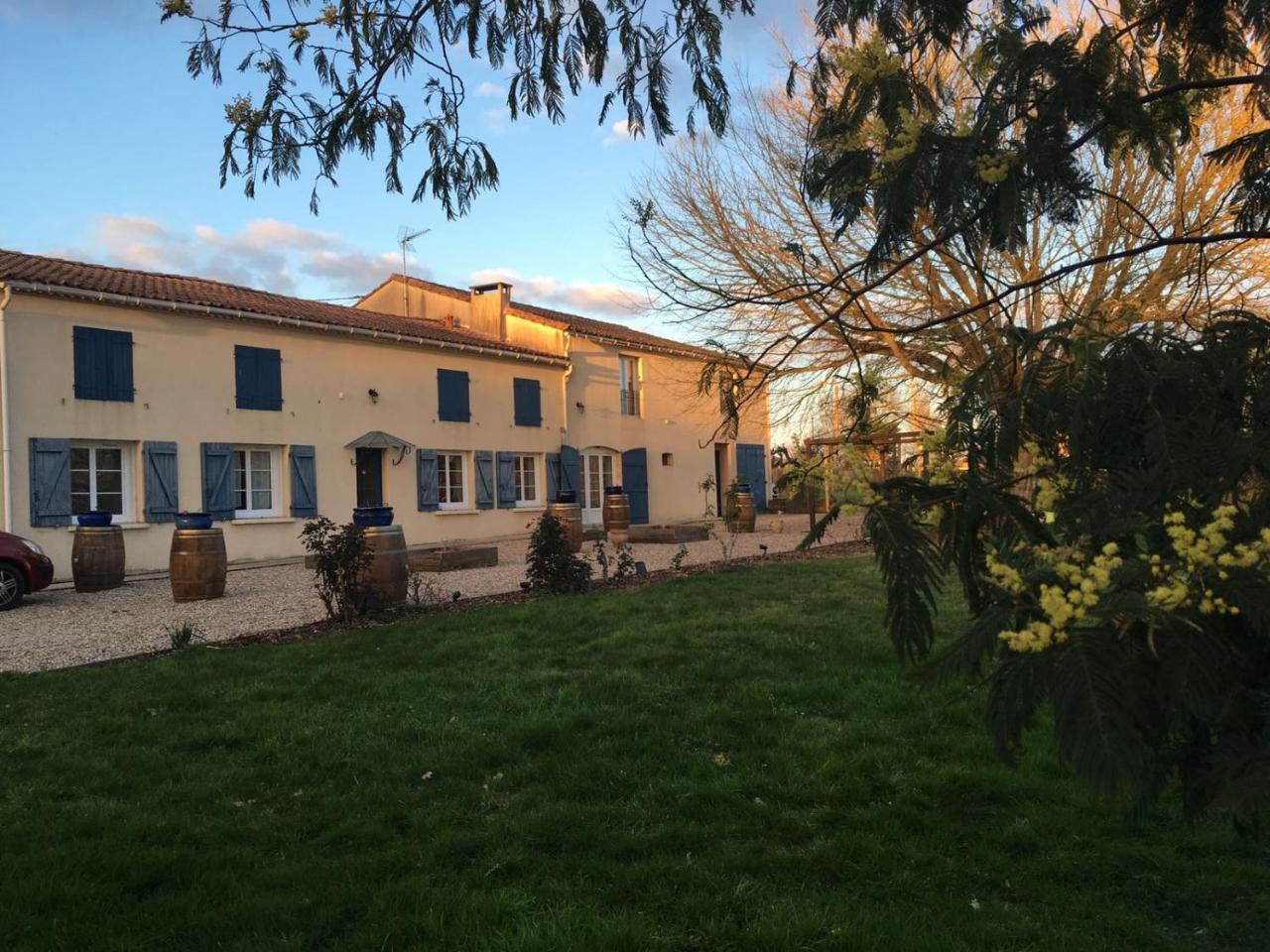 Val-de-Livenne La Closerie Du Chene Bleu מראה חיצוני תמונה